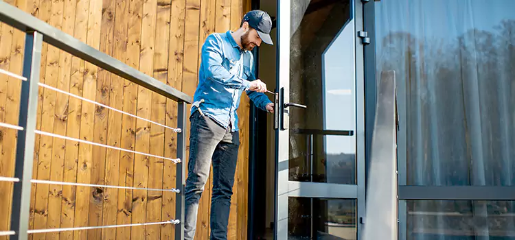 Patio Screen Door Installation Gatineau